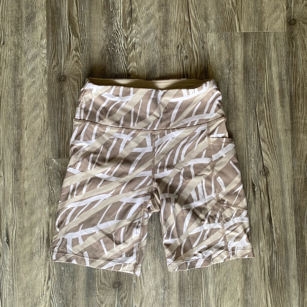 Calvin Kline Camo Biker Shorts